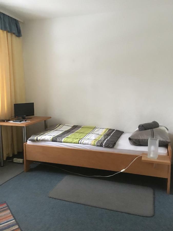 Zimmerfrei Wuppertal Kronenberg Extérieur photo